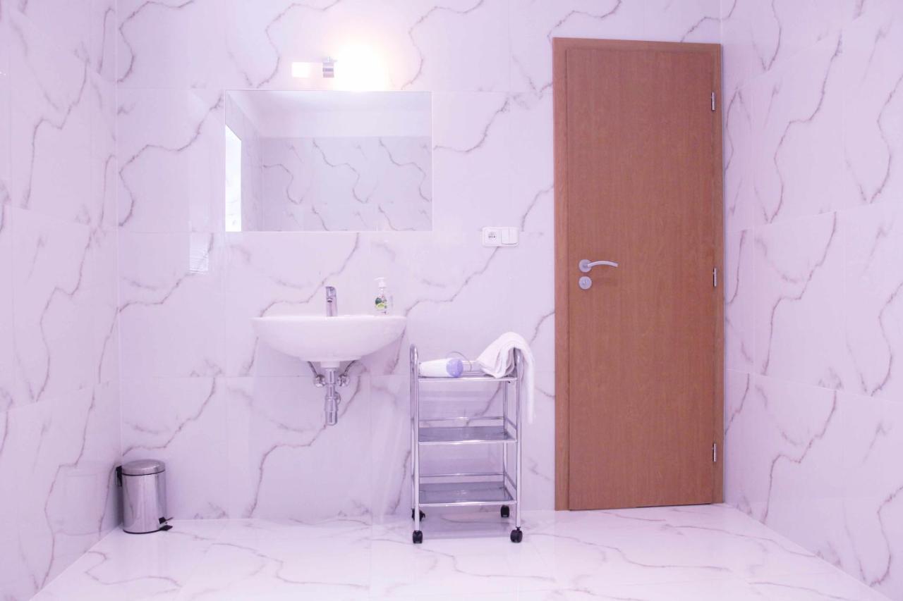 Cerny Kocour Apart Hotel Sarovy Zewnętrze zdjęcie